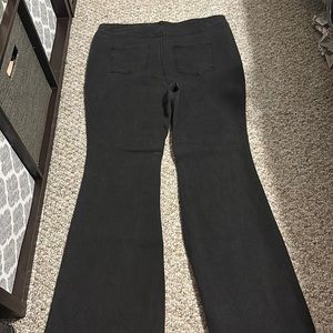 Black Flare Jean